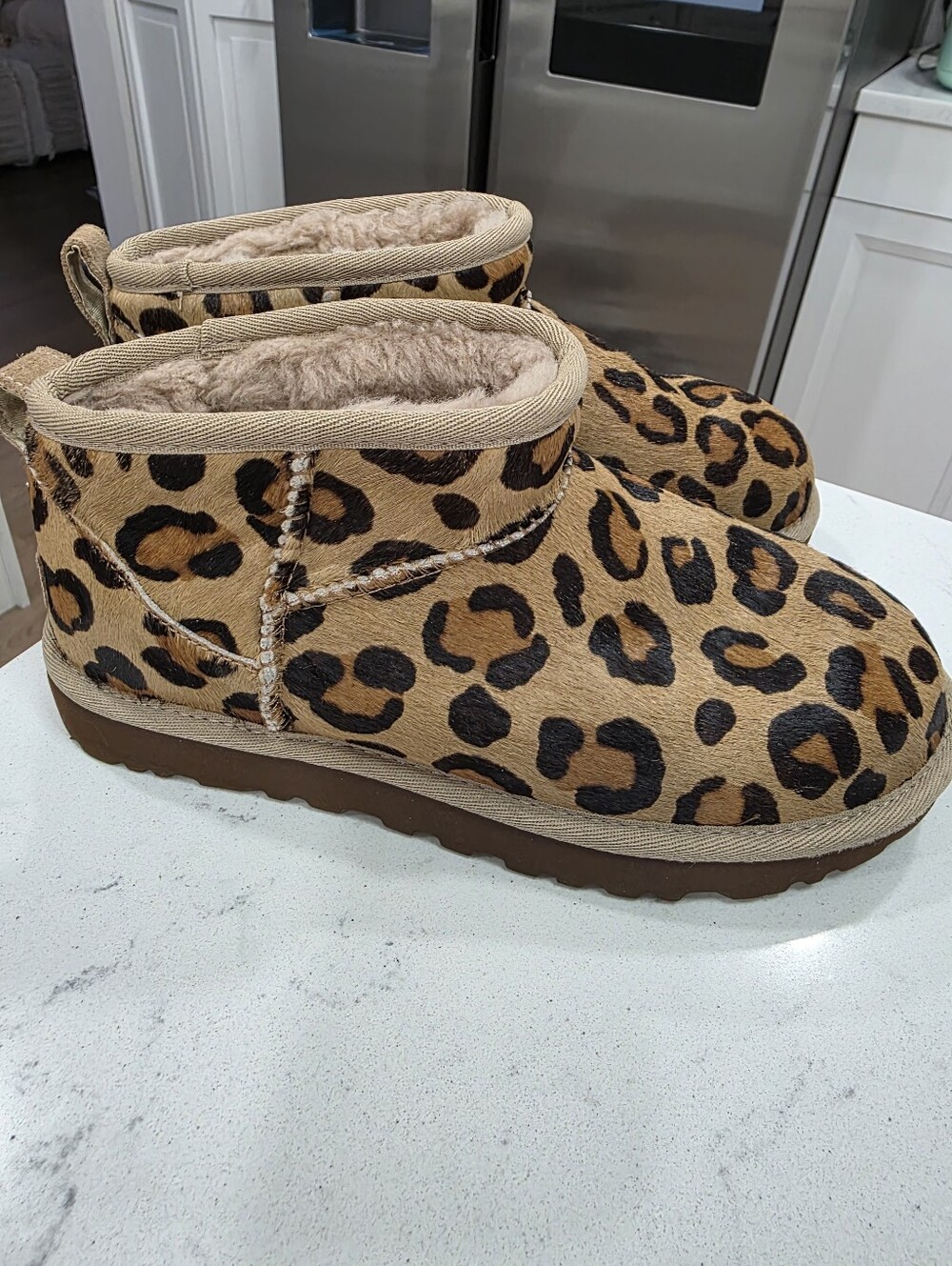 UGG Classic Ultra Mini Spotty Natural Leopard Print Boots Women's size 6